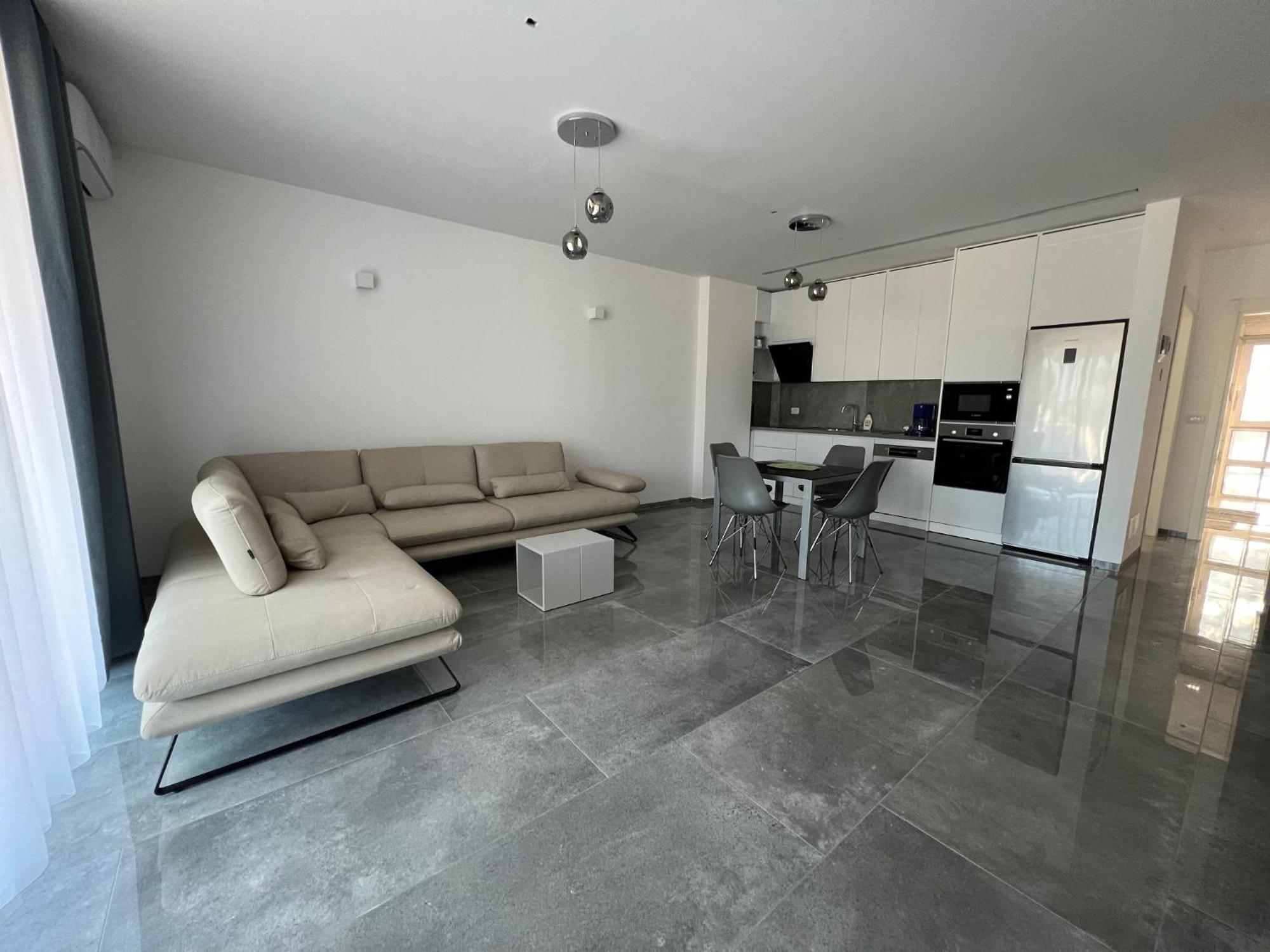 Apartment Rent Lalzy Bay